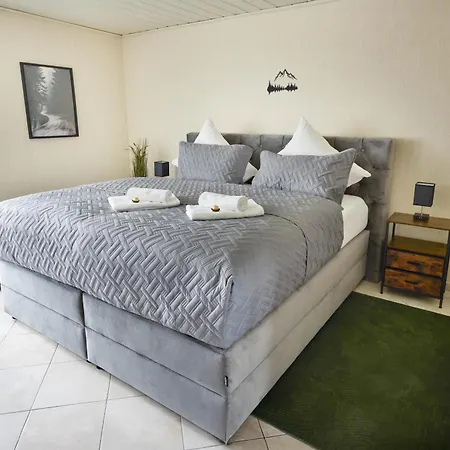 Bei Nuerburgring, Parking, Homeoffice Apartman