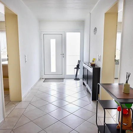 Bei Nuerburgring, Parking, Homeoffice * Blankenheim (North Rhine-Westphalia)