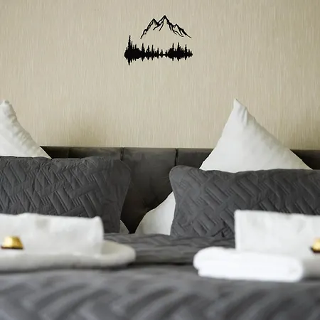 Bei Nuerburgring, Parking, Homeoffice