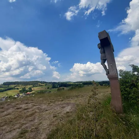 Bei Nuerburgring, Parking, Homeoffice Apartman *